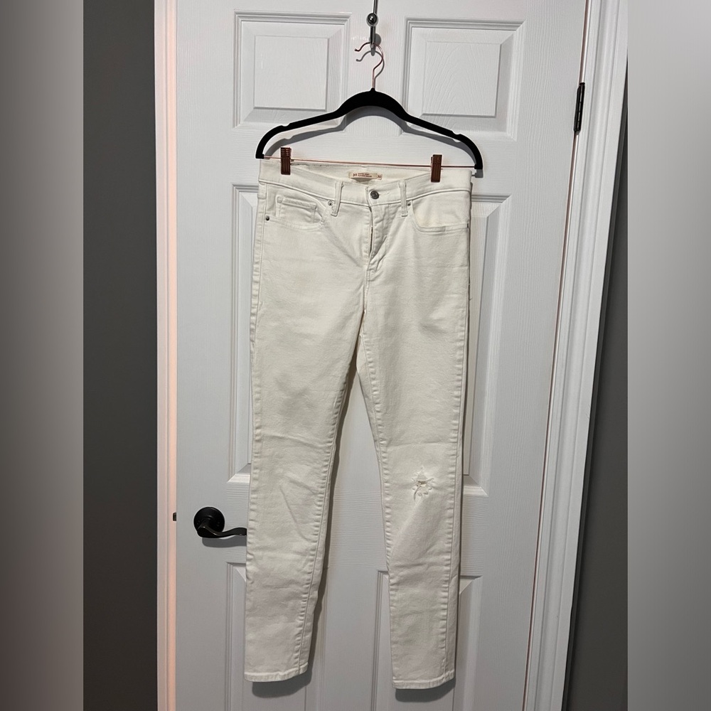 Perfect white jeans